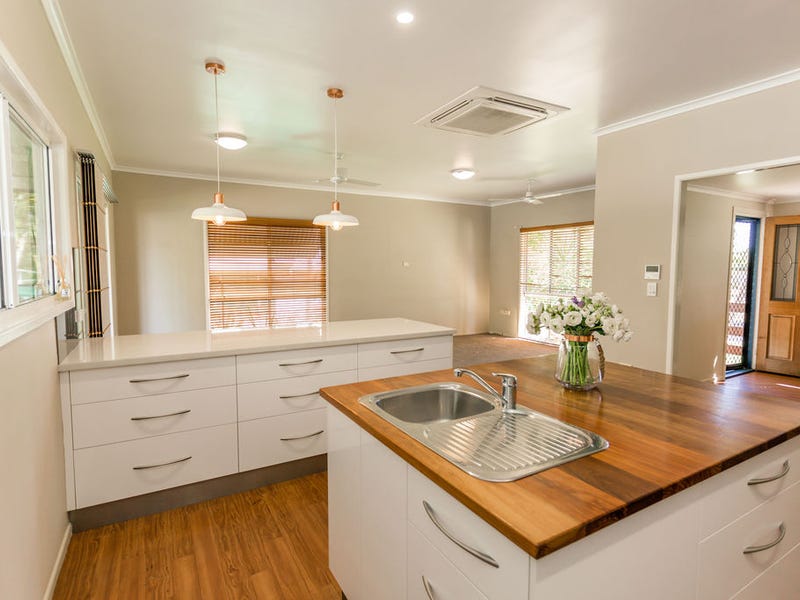 44 Park Avenue, Emerald, Qld 4720 Property Details