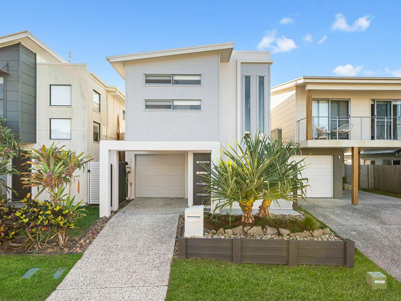 7 Calder Cres, Mountain Creek, QLD 4557