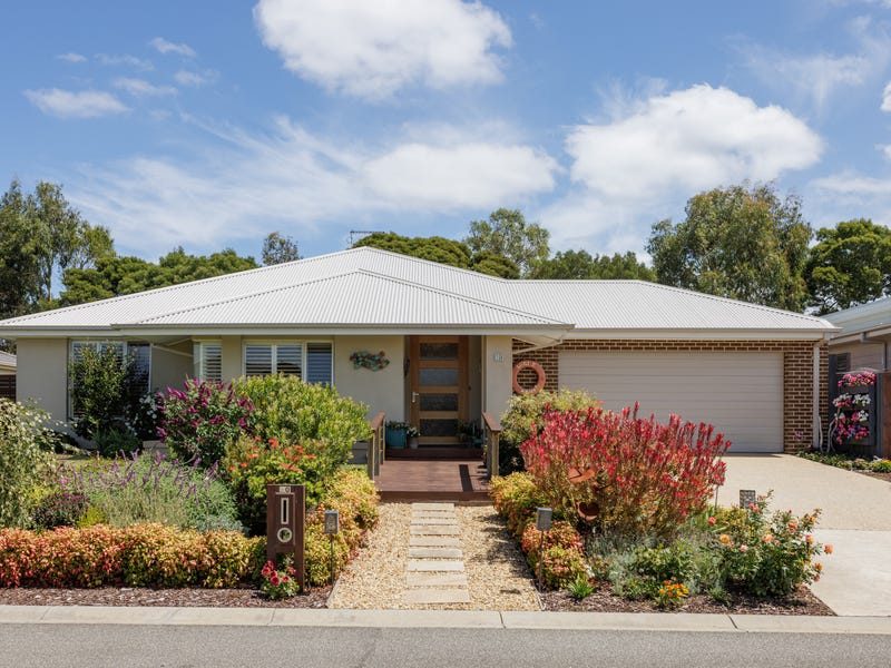 20 Shoalhaven Road, Cowes, VIC 3922
