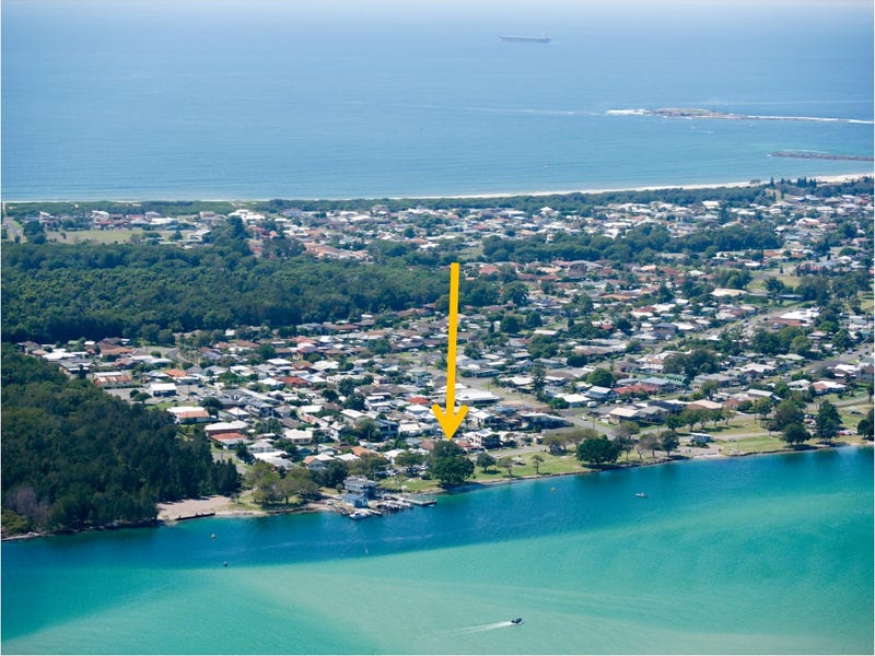 16 Lakeview Parade, Pelican, NSW 2281