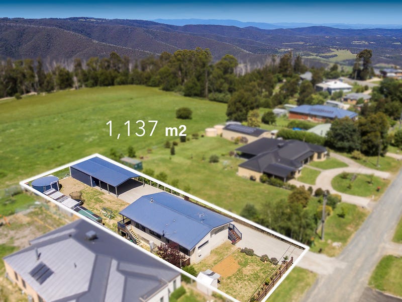 9 Pine Ridge Road, Kinglake West, VIC 3757