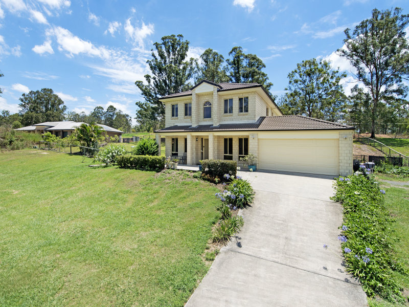 26 John Wayne Close, Maudsland, Qld 4210 Property Details