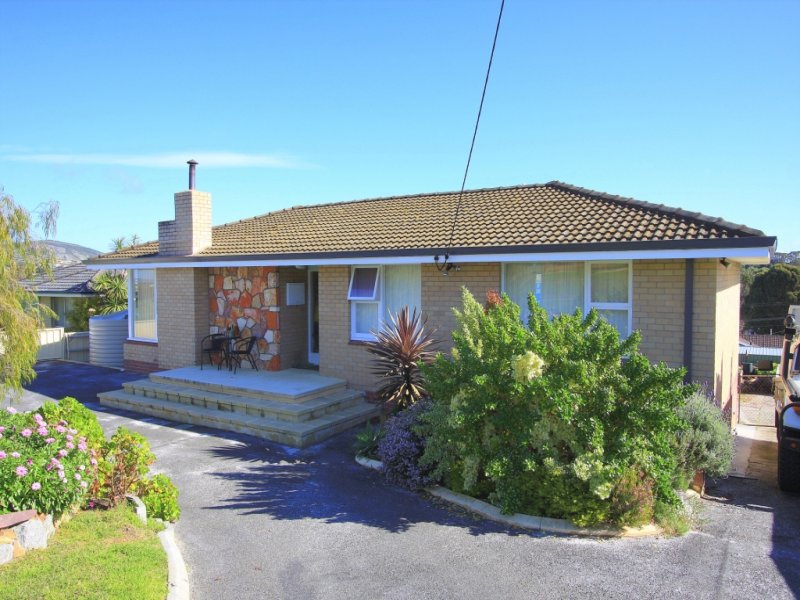 17 Eclipse Drive, Collingwood Heights, WA 6330