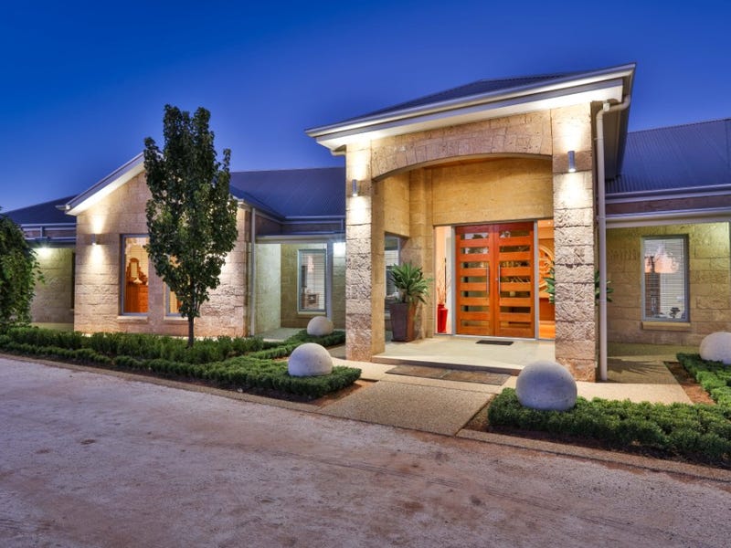 111 McEdward Street, Birdwoodton, Vic 3505 Property Details