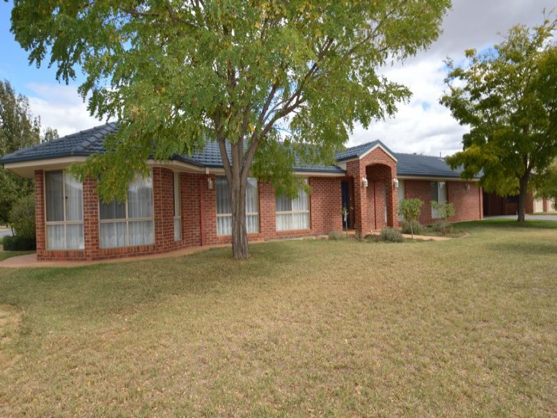 33 JORDYN TERRACE, Wangaratta, Vic 3677 Property Details