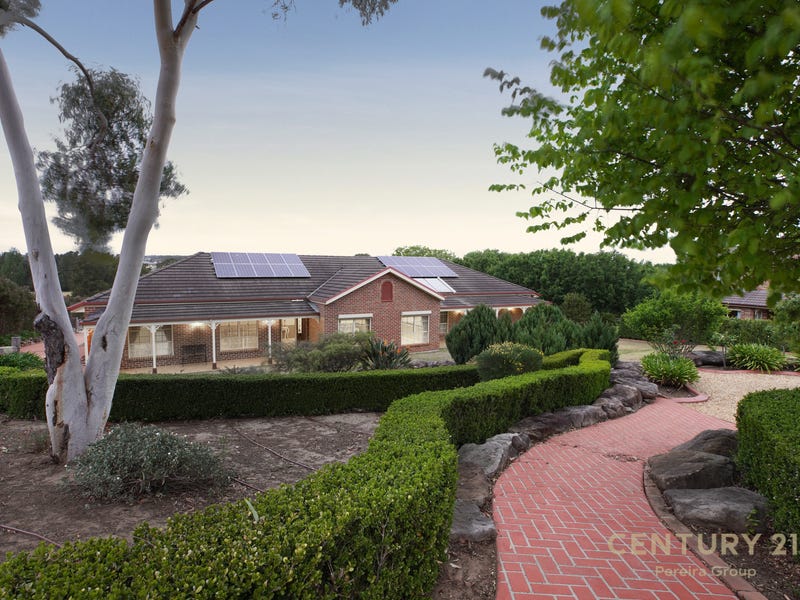 42 The Outlook, Kirkham, NSW 2570 Property Details