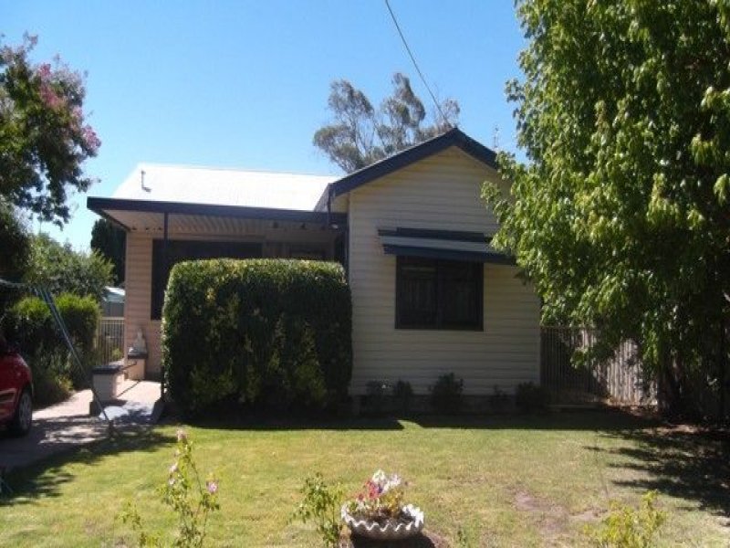 144 Thompson Street, Cootamundra, NSW 2590 Property Details
