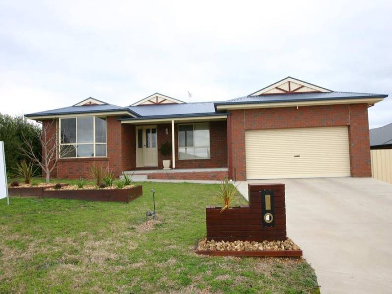 1 Lobelia Drive, Ararat, Vic 3377 Property Details