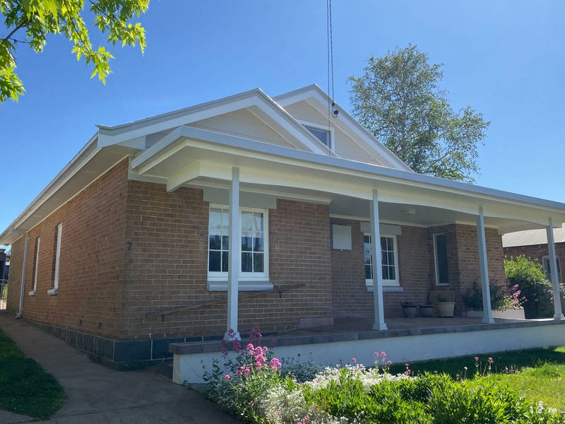 7 National Avenue, Orange, NSW 2800