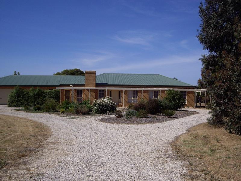 13 Racecourse Road, Nagambie, VIC 3608