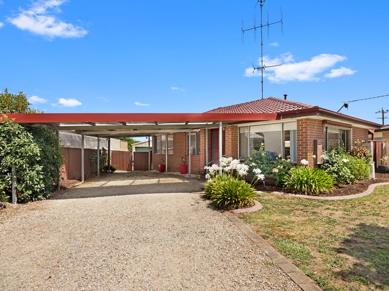 631 Rubicon Street, Sebastopol, Vic 3356 Property Details