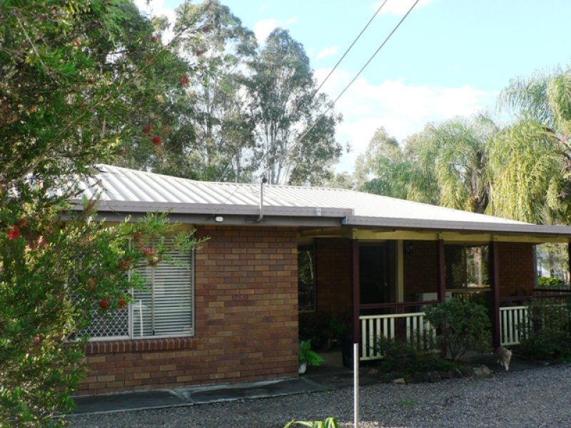 33 Ash Street, Yamanto, Qld 4305 Property Details