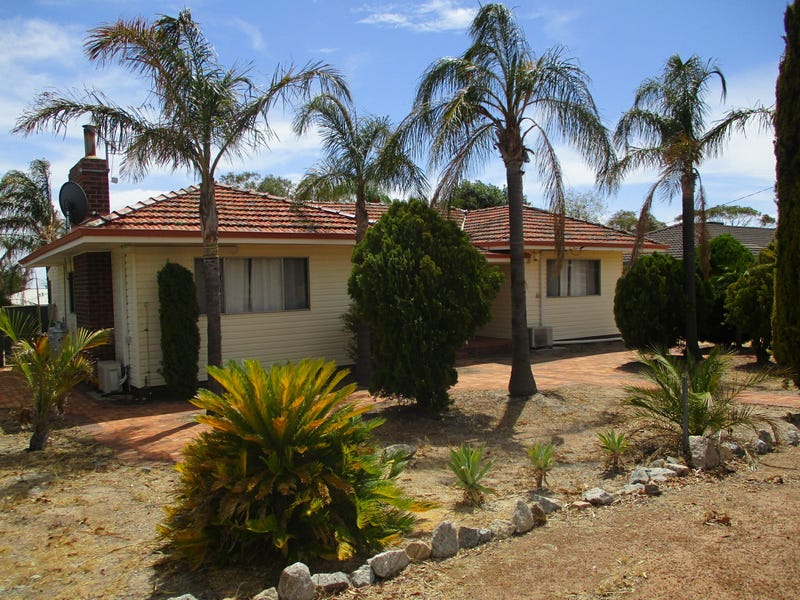 17 Margaret St, Cunderdin, WA 6407 House for Sale