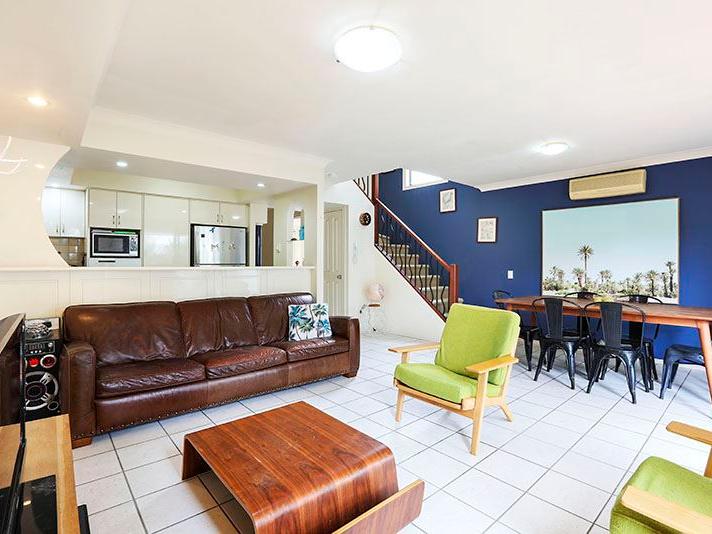 402/2214 Gold Coast Highway, Mermaid Waters, QLD 4218