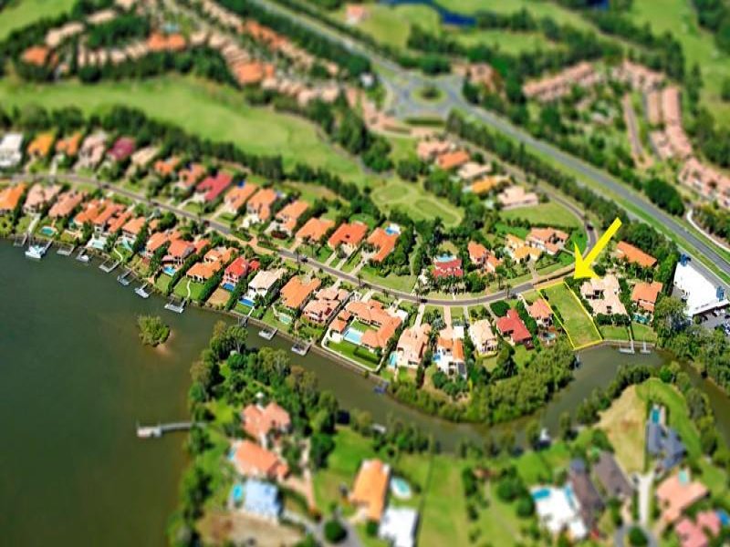 3149 Riverleigh Drive, Hope Island, QLD 4212