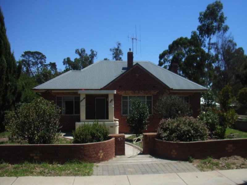 69 Strickland Road, Bendigo, Vic 3550 Property Details