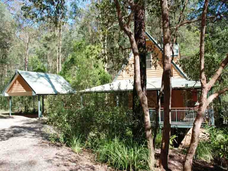 222 Gap Creek Road, Kenmore Hills, Qld 4069