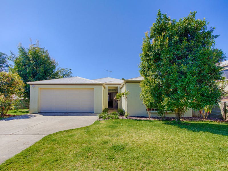 34 Kensington Drive, Cooroy, QLD 4563