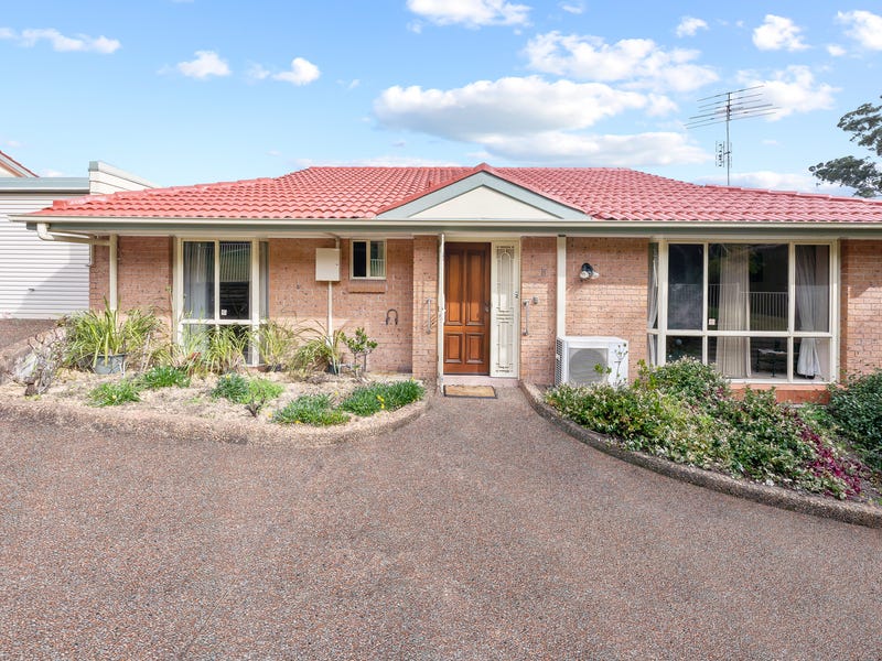 2/20 Stratford Avenue, Denistone, NSW 2114 Villa for Sale