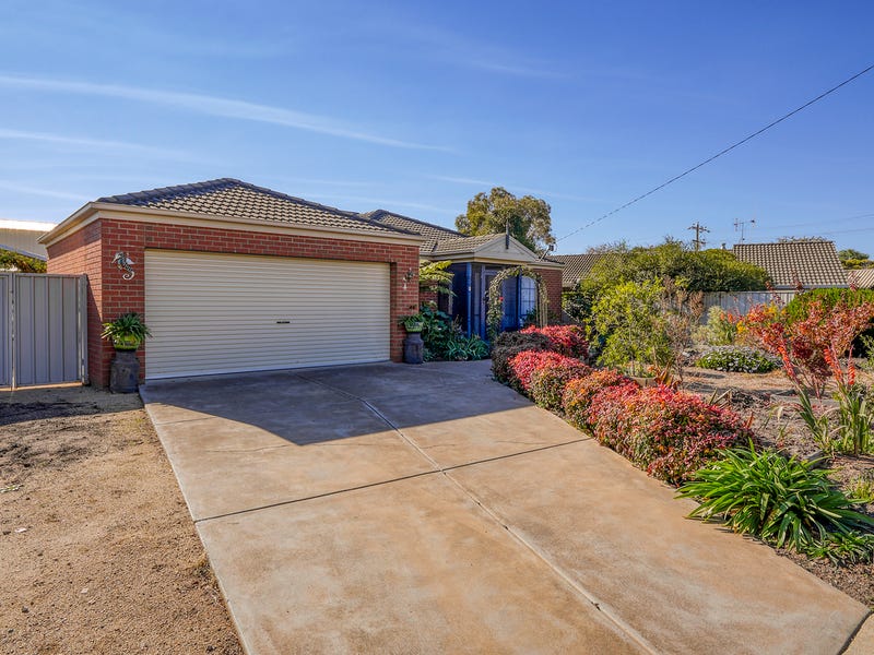 49 Station Street, Kyabram, Vic 3620 Property Details