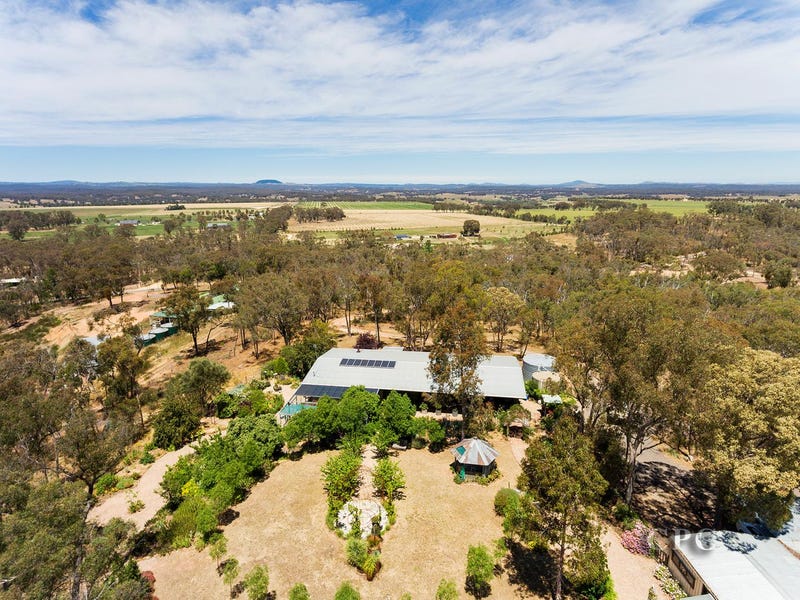 519 MucklefordYapeen Road, Yapeen, Vic 3451 Property Details