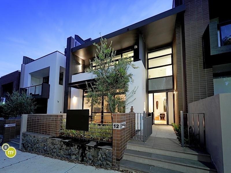 12 Lupin Hill Grove, Nedlands, WA 6009