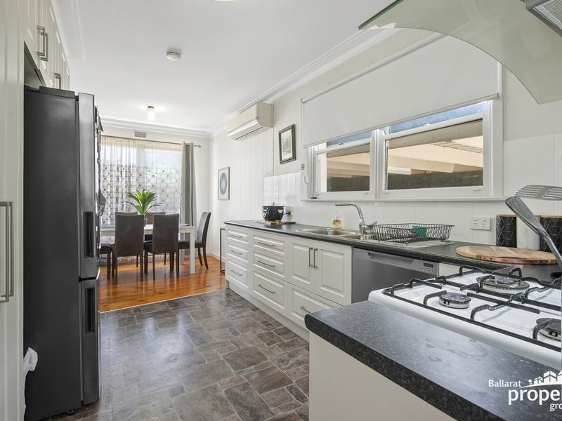 429 Joseph Street, Canadian, Vic 3350 Property Details