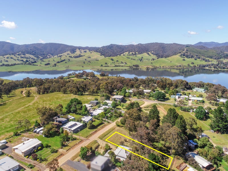 18 Trout Stream Way, Macs Cove, Vic 3723 Residential Land for Sale