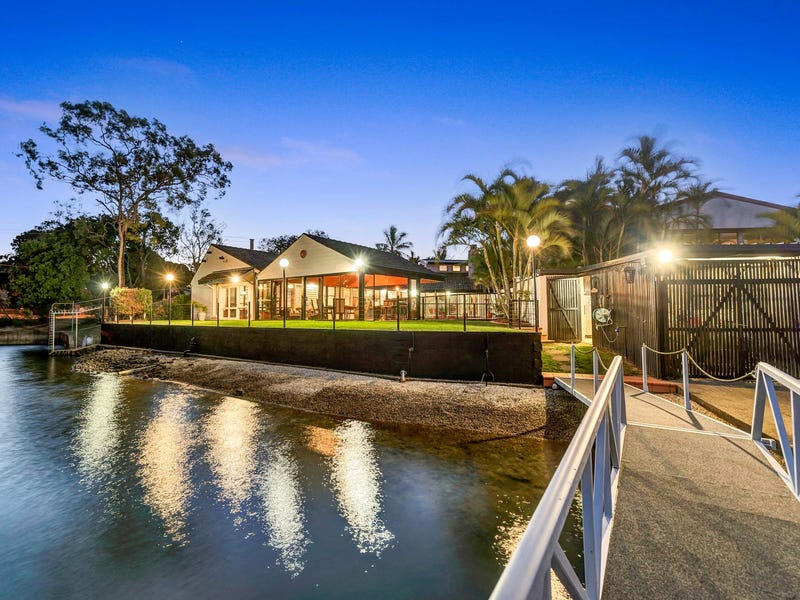 3 Brighton Parade, Southport, Qld 4215