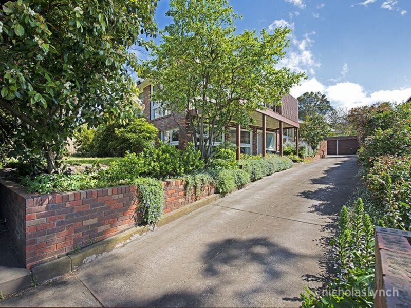 104 Koornalla Cres, Mount Eliza, Vic 3930