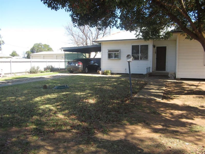 11 Bogan Street, Nyngan, NSW 2825