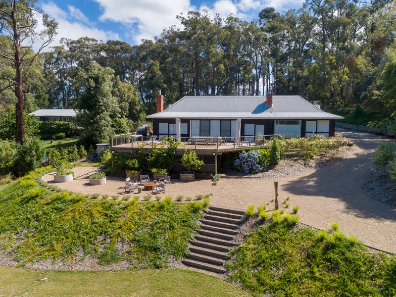 203 Point Leo Road, Red Hill South, VIC 3937 203 Point Leo Road, Red Hill South, VIC 3937