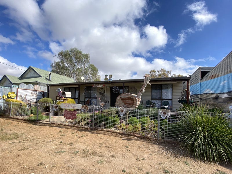 11 John St, Jeparit, Vic 3423 House for Sale