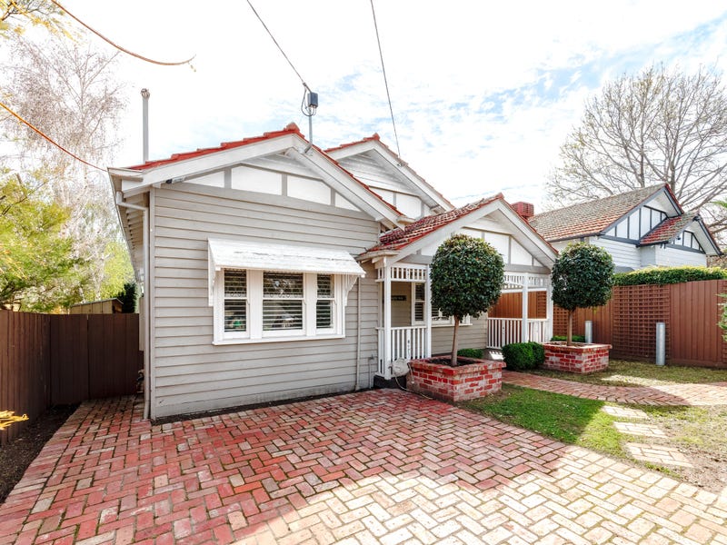 21 Lincoln Road, Essendon, VIC 3040