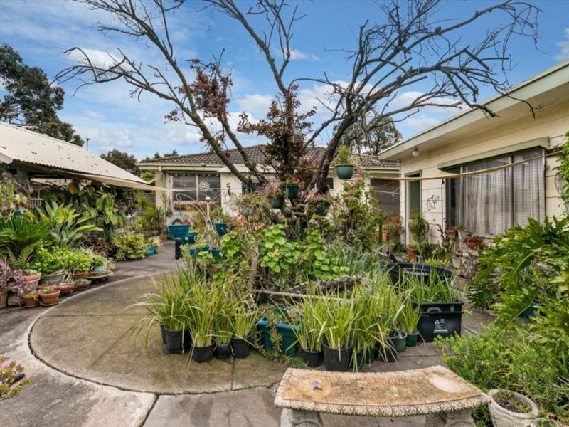 11 Westmere Cres, Coolaroo, VIC 3048