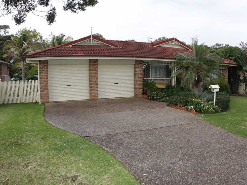 23 Crestwood Drive, Port Macquarie, NSW 2444