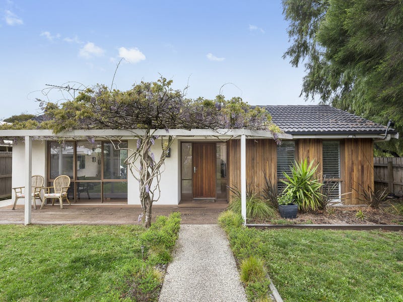 1/10 Pico Avenue, Point Lonsdale, Vic 3225 House for Sale