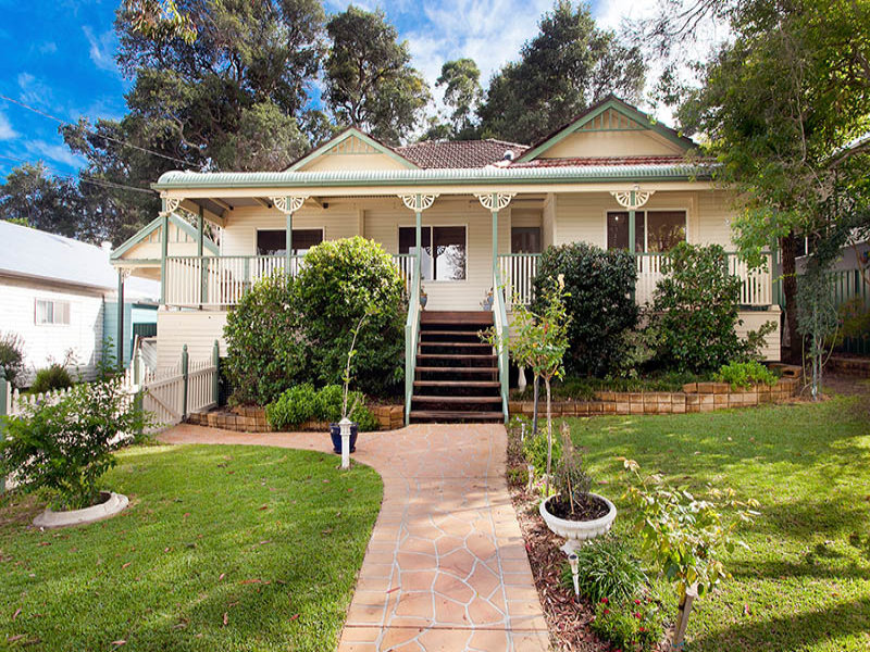 33 Dillwynnia Grove, Heathcote, NSW 2233 Property Details