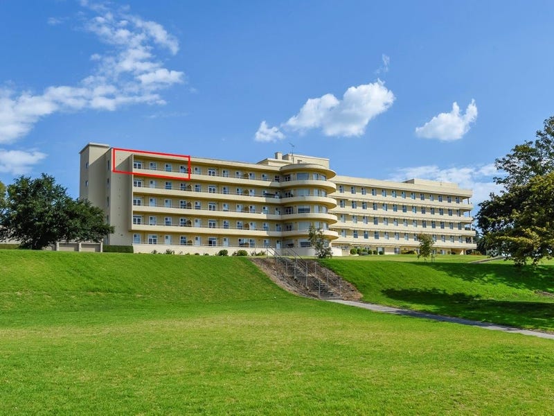 4003/3 Lake Terrace West, Mount Gambier, SA 5290 Apartment for Sale