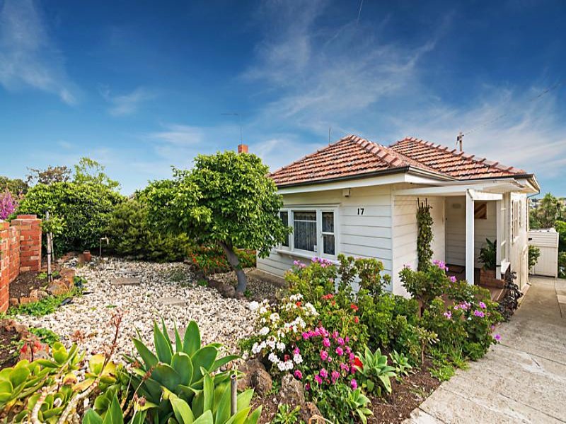 17 Louisville Avenue, Pascoe Vale South, VIC 3044
