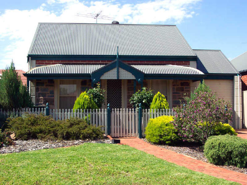 16 Lockwood Drive, Greenwith, SA 5125