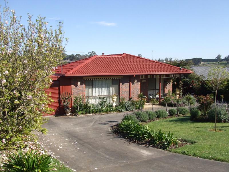 21 Darnum Street, Drouin, VIC 3818