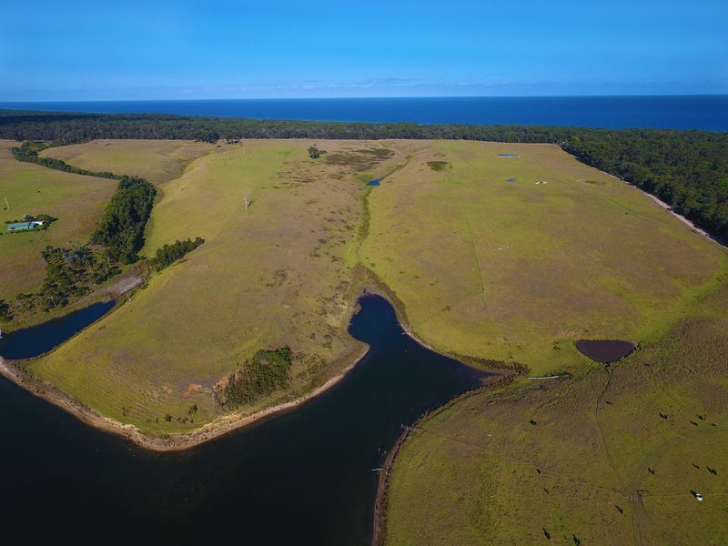 1270 Lake Tyers House Road, Lake Tyers, VIC 3887