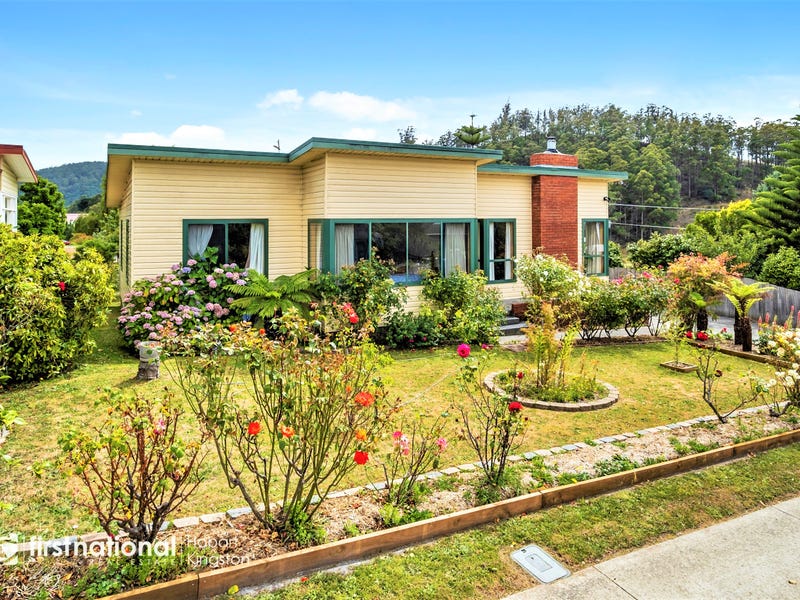 4 Silver Hill Road, Tas 7112 Property Details
