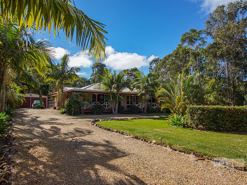 4 Topaz Drive, Emerald Beach, NSW 2456