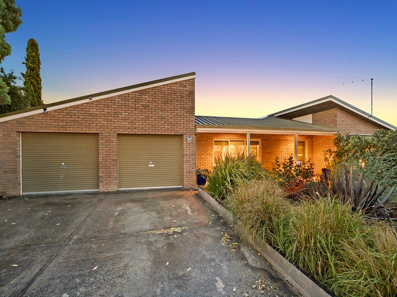 18 Elaine Avenue, Alfredton, Vic 3350 Property Details