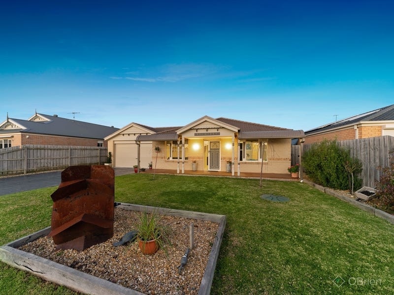18 Makitti Close, Tooradin, Vic 3980 Property Details