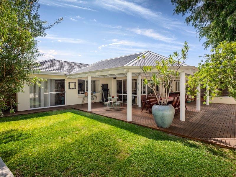 4 Hibernia Rise, Sorrento, WA 6020 Property Details