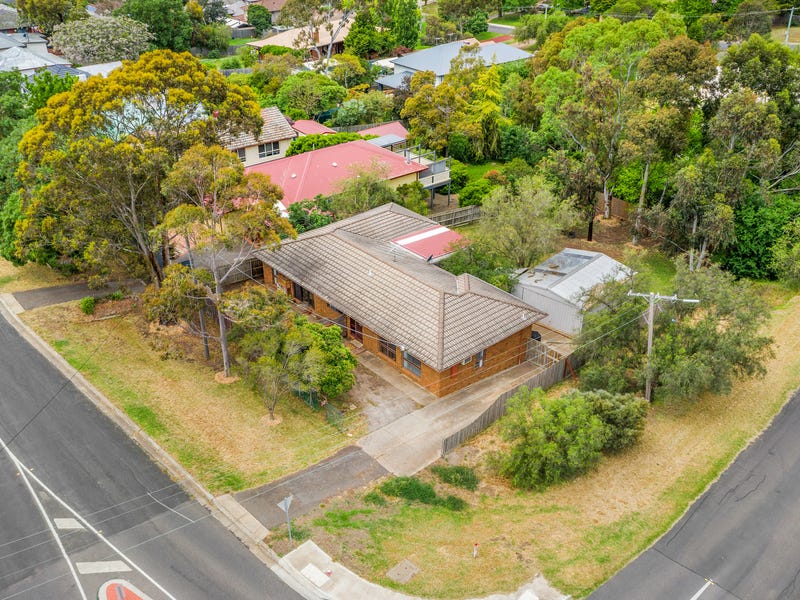 61 Jackson Street, Sunbury, Vic 3429 Property Details