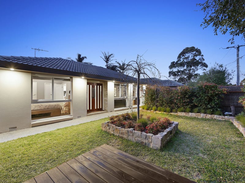 28 Culburra Avenue, Frankston, Vic 3199 Property Details